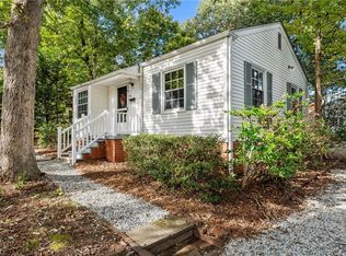 2732 Stratford Dr, Greensboro, NC 27408