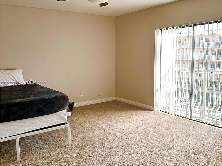 500 NE 2nd St #327 — Photo 14