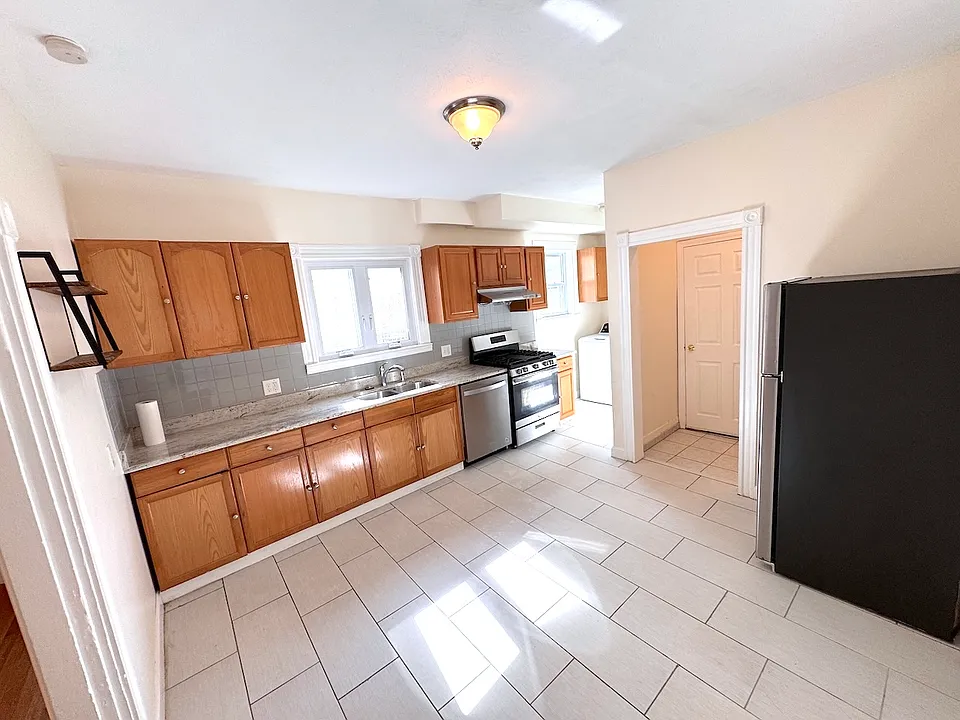 59 Judson St #1