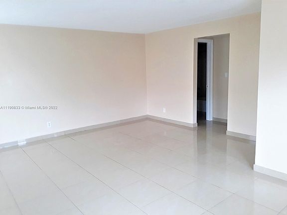 4th image of 1690 NE 32nd St APT D