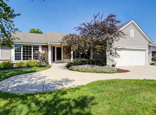 4050 Stillwater Cir, Waukesha, WI 53189