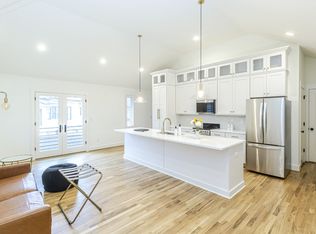 2213B Belmont Blvd, Nashville, TN 37212