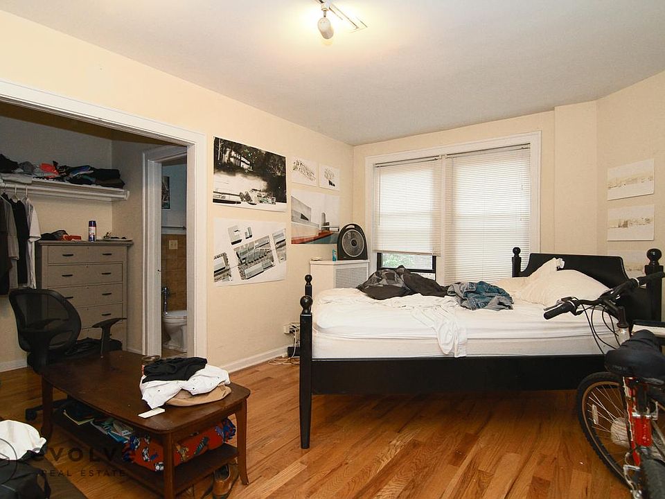 1st image of 739 W Belmont Ave APT 208
