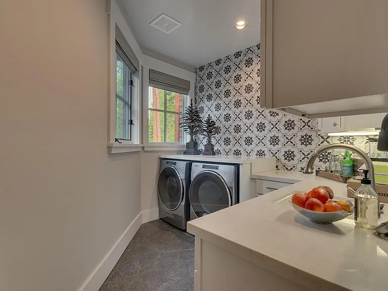 320 David Frink — Photo 33