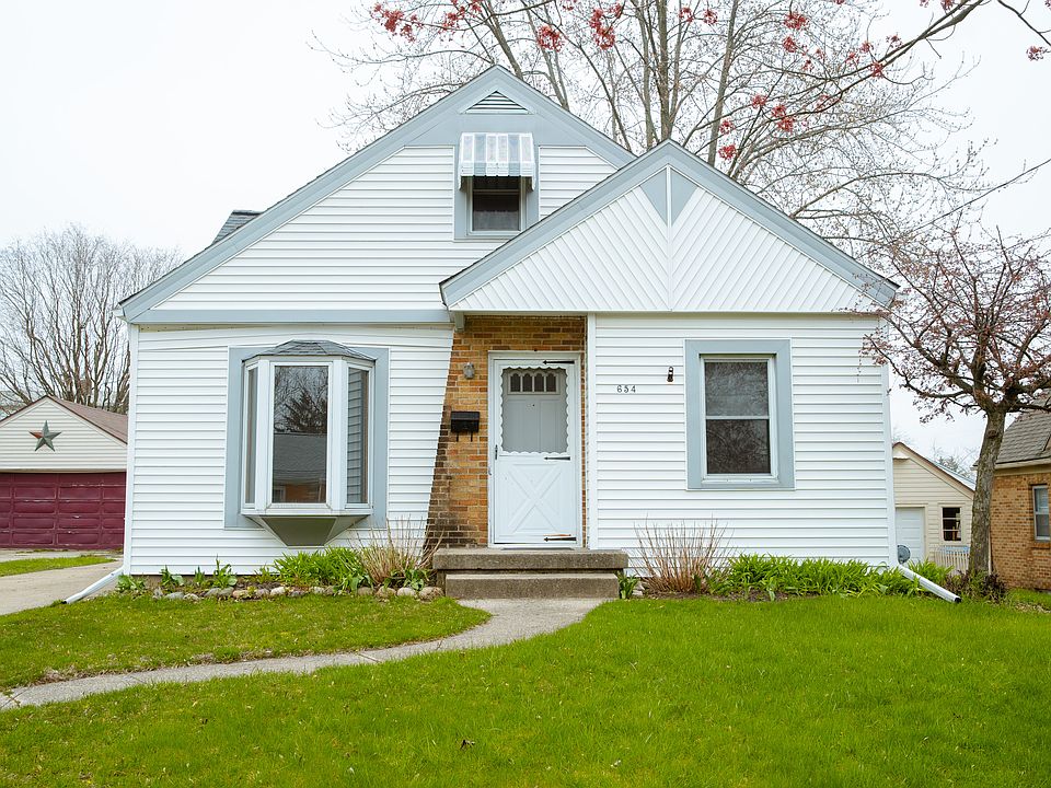 1st image of 654 Powers Ave NW