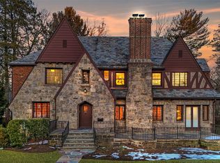 85 Verdun Ave, New Rochelle, NY 10804