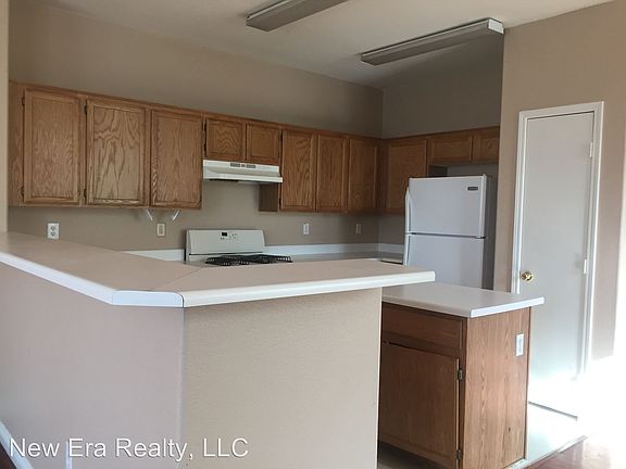 5th image of 2409 Blue Aloe Ct