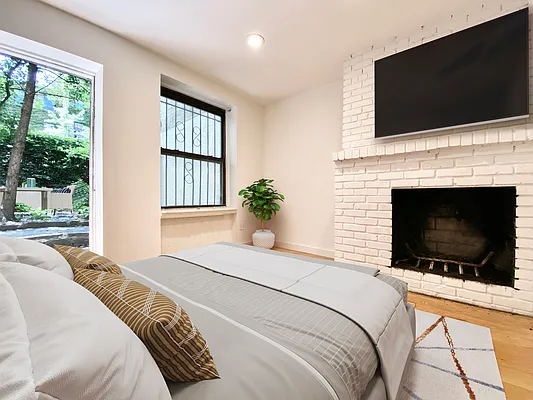 Rented by Vector New York, LLC | media 5