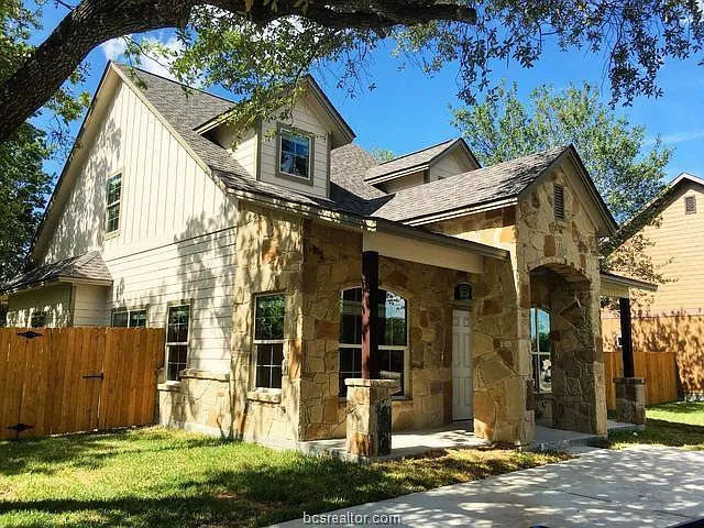 4 bed, 1838 sqft, $4,250 — Photo 2