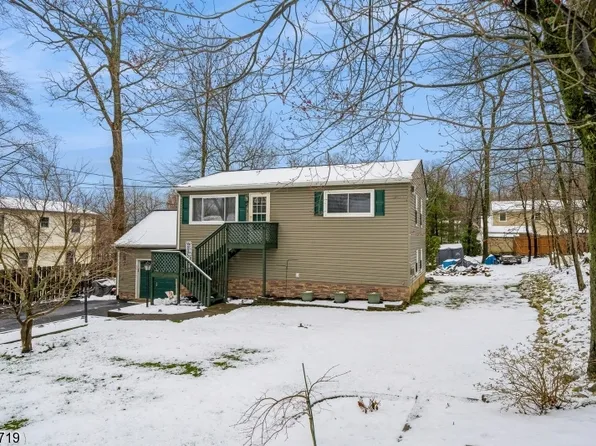 5 Joan Ln, Vernon Twp., NJ 07422