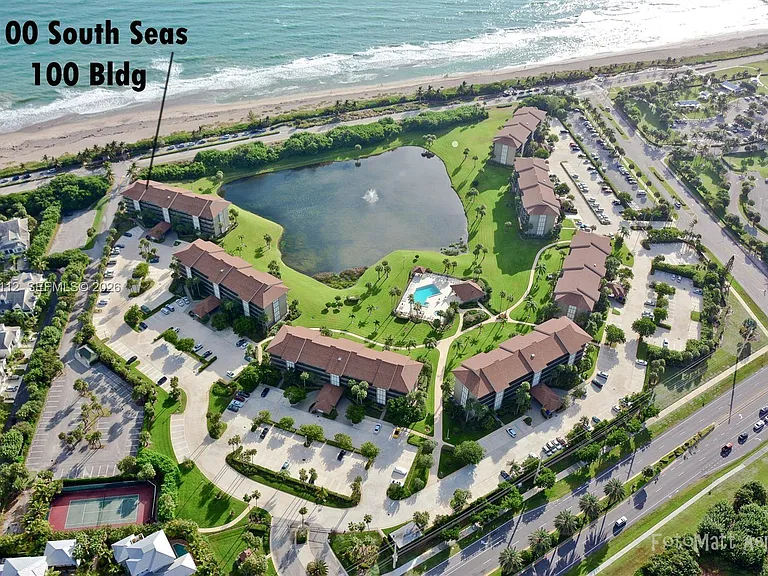 101 S Seas Dr #502 — Photo 4