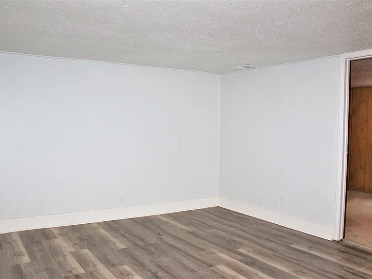 21 Inkster Ave #C — Photo 5