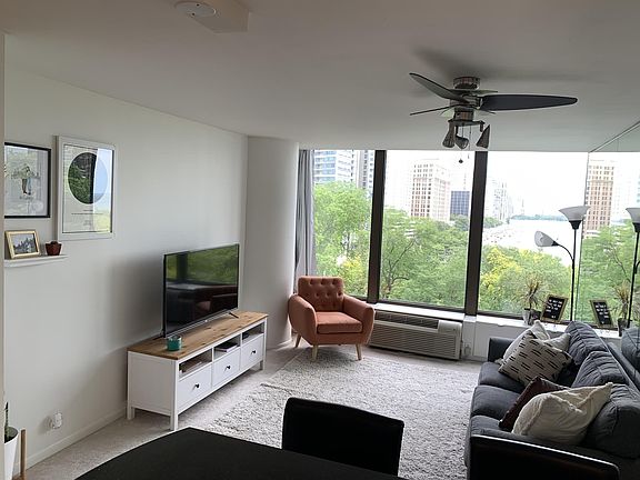 5th image of 505 N Lake Shore Dr APT 717