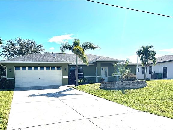 4th image of 301 NW 25th Ave