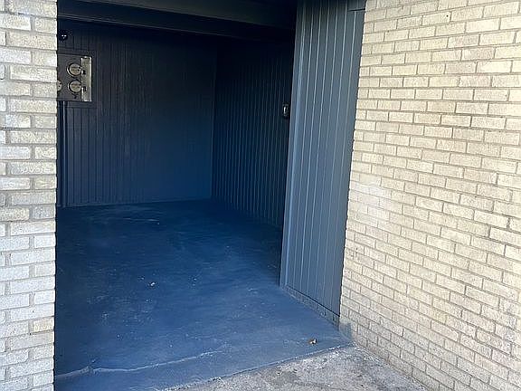 2nd image of 270 Tampa Dr APT G16