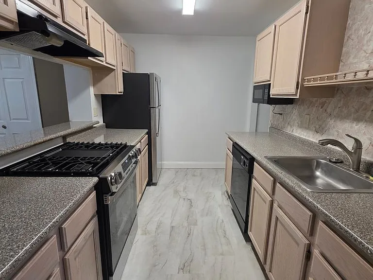 2809 Waters Edge Dr #260 — Photo 20