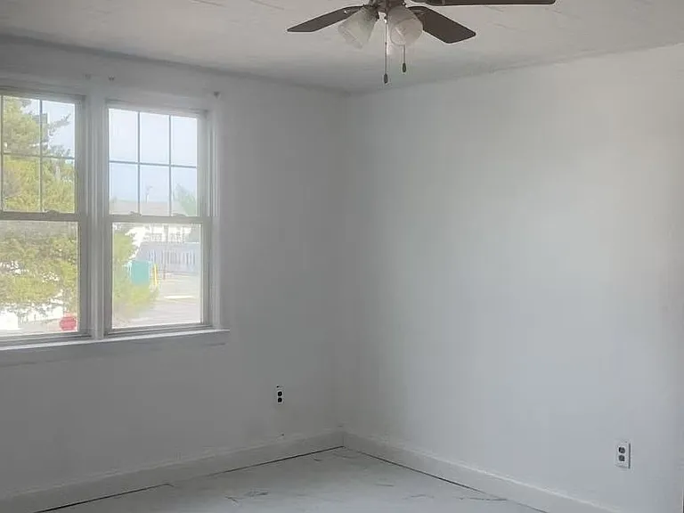 503 Maryland Ave #2 — Photo 7