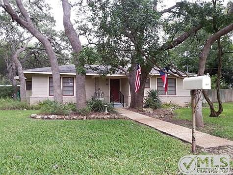 3rd image of 188 Balcones Ave