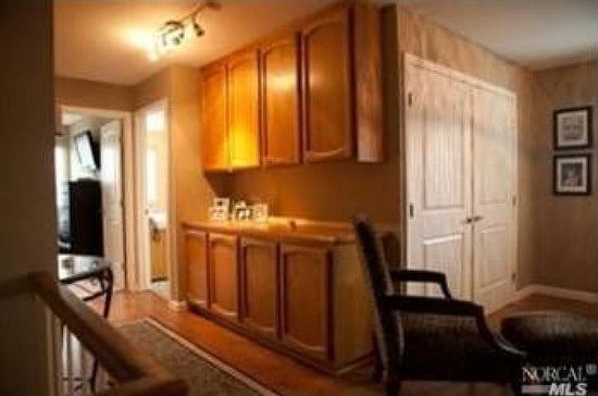 5th image of 24 Alder Ct