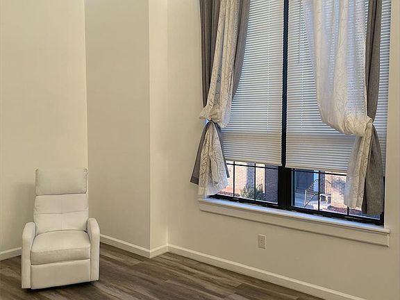 5th image of 9718 Raintree Village Dr #3D