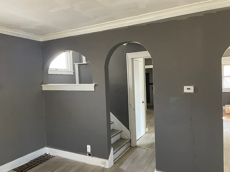 5523 Olive St — Photo 6
