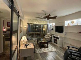 757 London Dr, Charleston, SC 29412