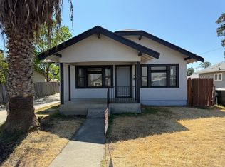1228 N Brown St #A & B, Hanford, CA 93230