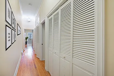 Rented by R New York