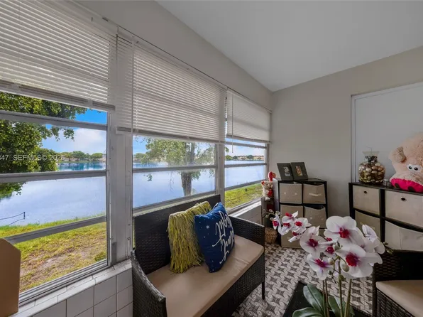 19051 NE 2nd Ave APT 1516, Miami, FL 33179