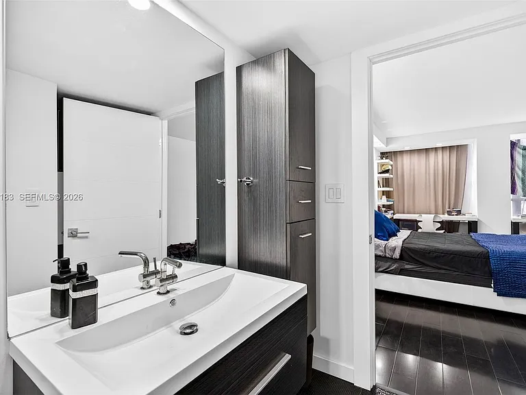 500 Three Islands Blvd #201 — Photo 20