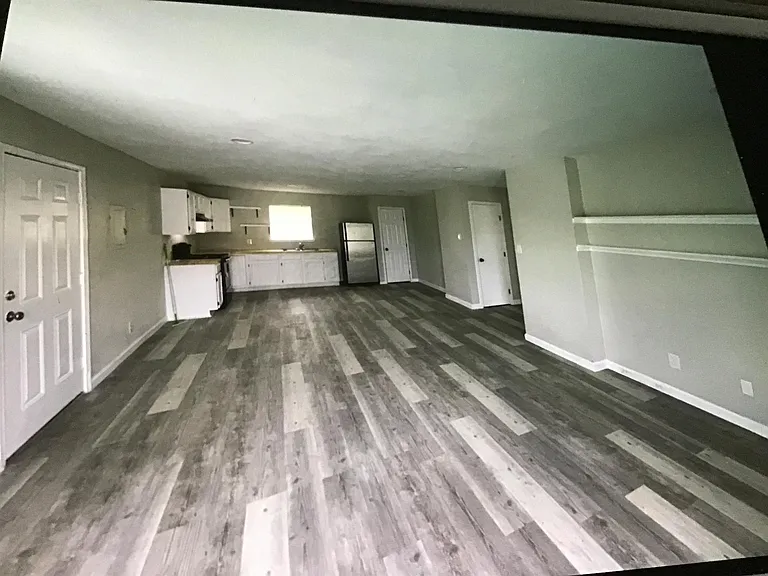738 NW 36th St — Photo 9