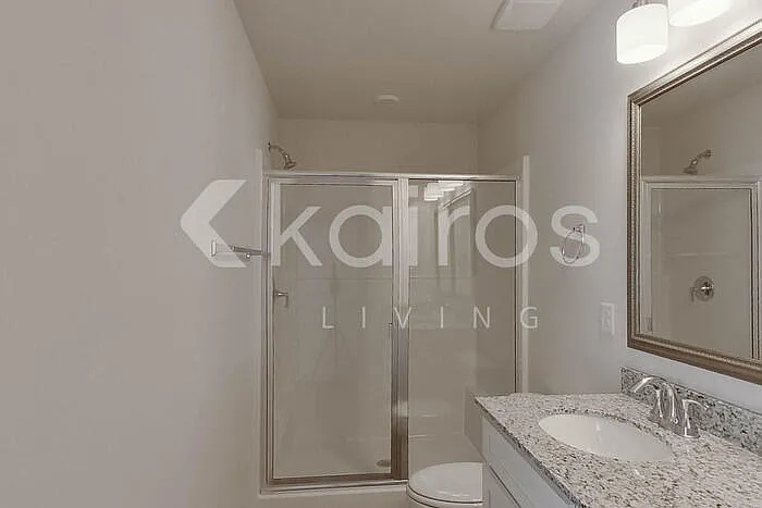 2529 Banyan Cir — Photo 15