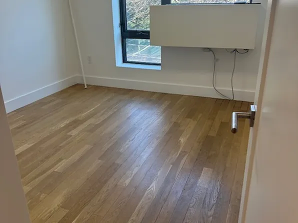 45-11 Broadway image 9 of 20