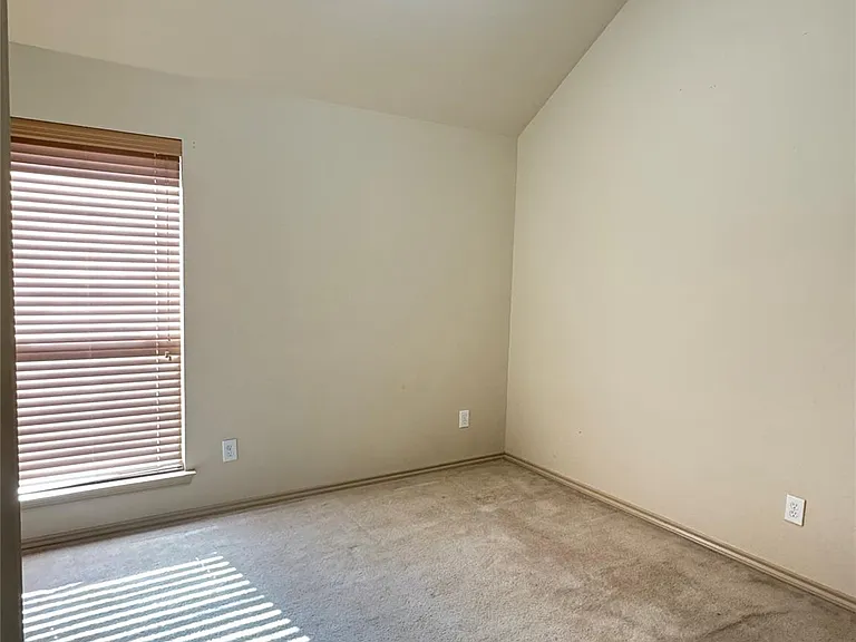 7704 Fallen Antler Pl — Photo 27