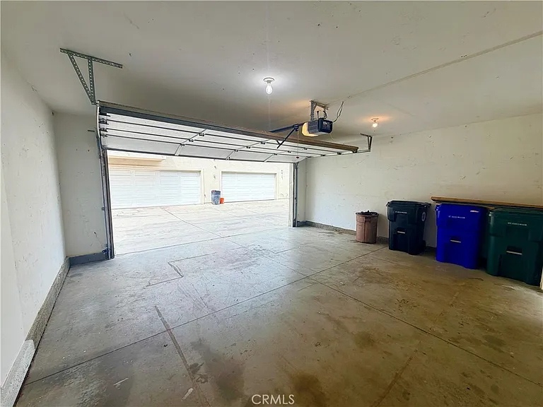 215 N Spruce Ave — Photo 15