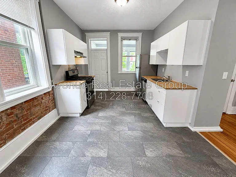 3323 Nebraska Ave #2F — Photo 4