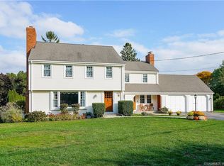 46 Sunrise Hill Dr, West Hartford, CT 06107