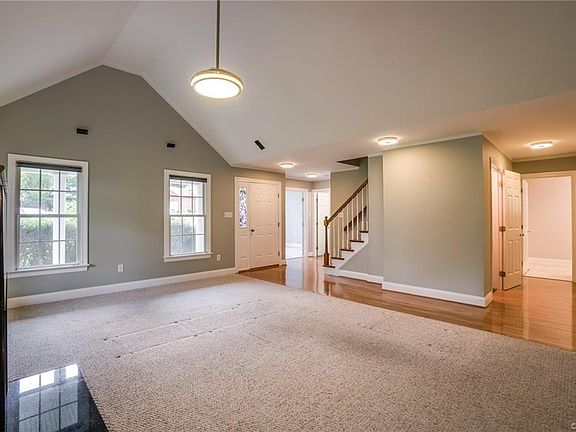 4th image of 8228 Starling Creek Ct