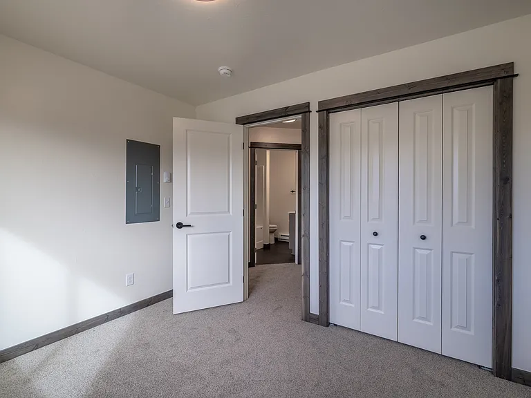 3384 Crosswind Ct — Photo 26