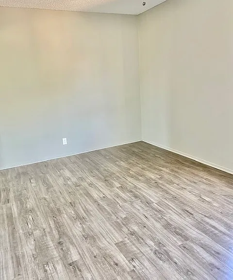 501 Magnolia St #208 — Photo 7