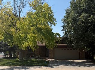 1906 E Fair St, Garden City, KS 67846