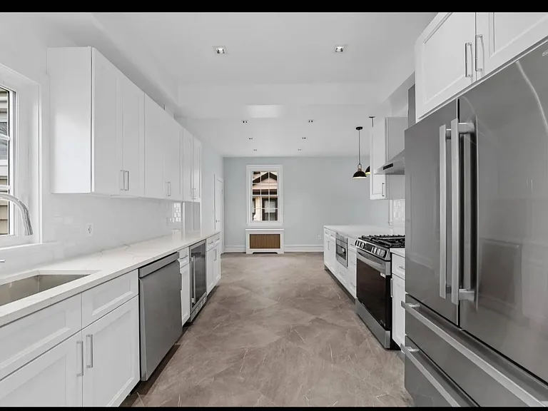 70 Normandy Rd — Photo 6