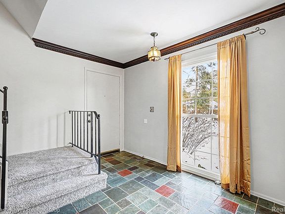 4th image of 1437 Lantern Ln