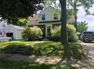 2522 Ardwell Ave, Akron, OH 44312