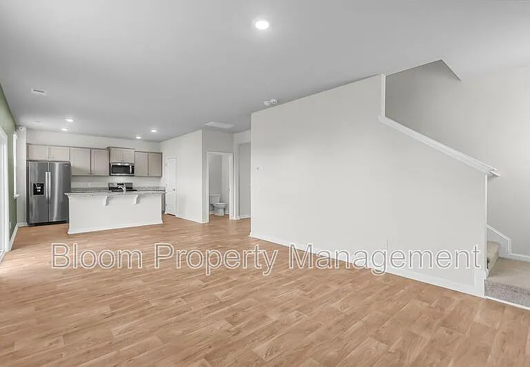502 Lake Ridge Blvd — Photo 20