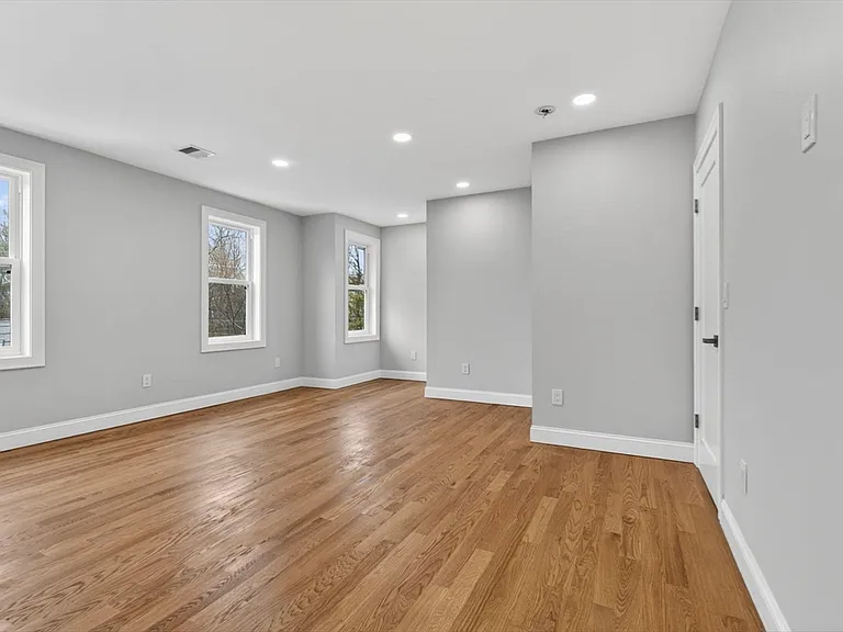 72 Westborough Rd #1 — Photo 14
