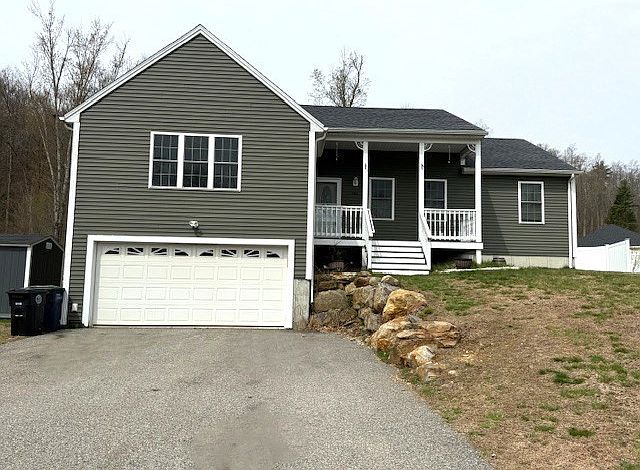 1st image of 141 Cournoyer Blvd