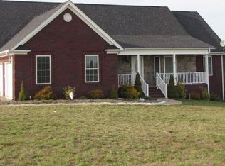 125 Oregon Rd, Salvisa, KY 40372