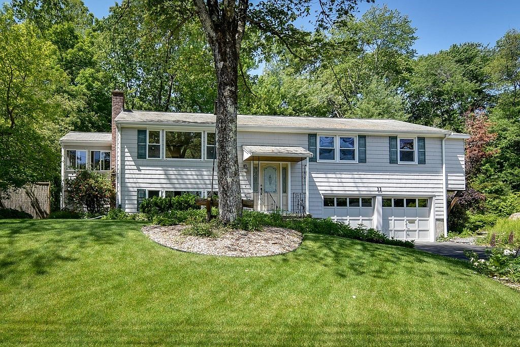 11 Woodmere Rd, Framingham, MA 01701 Zillow