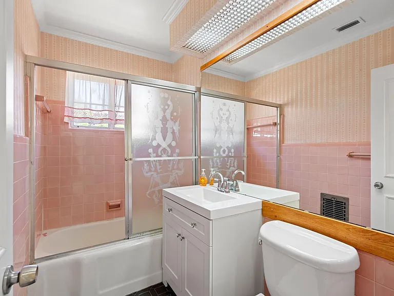 1725 N Lakeside Dr — Photo 17